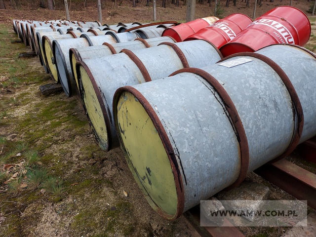 Sprzęt MPS - pakiet zawierający 56 poz. asort. (wg oddzielnego wykazu), w tym m.in.: beczki stalowe, kanistry, pistolety nalewcze itp. 